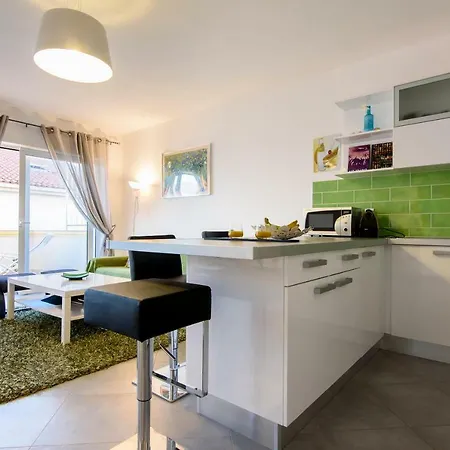Modern With Sea View 4 Pers Апартаменты Задар