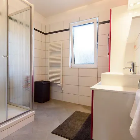 アパート Modern With Sea View 4 Pers
